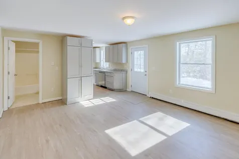 14 Cummings Hill Road Plymouth NH 03264