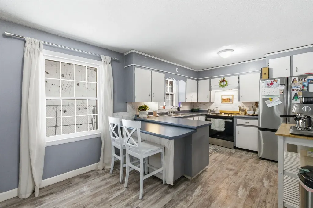 82 Scotts Drive Charlestown NH 03603