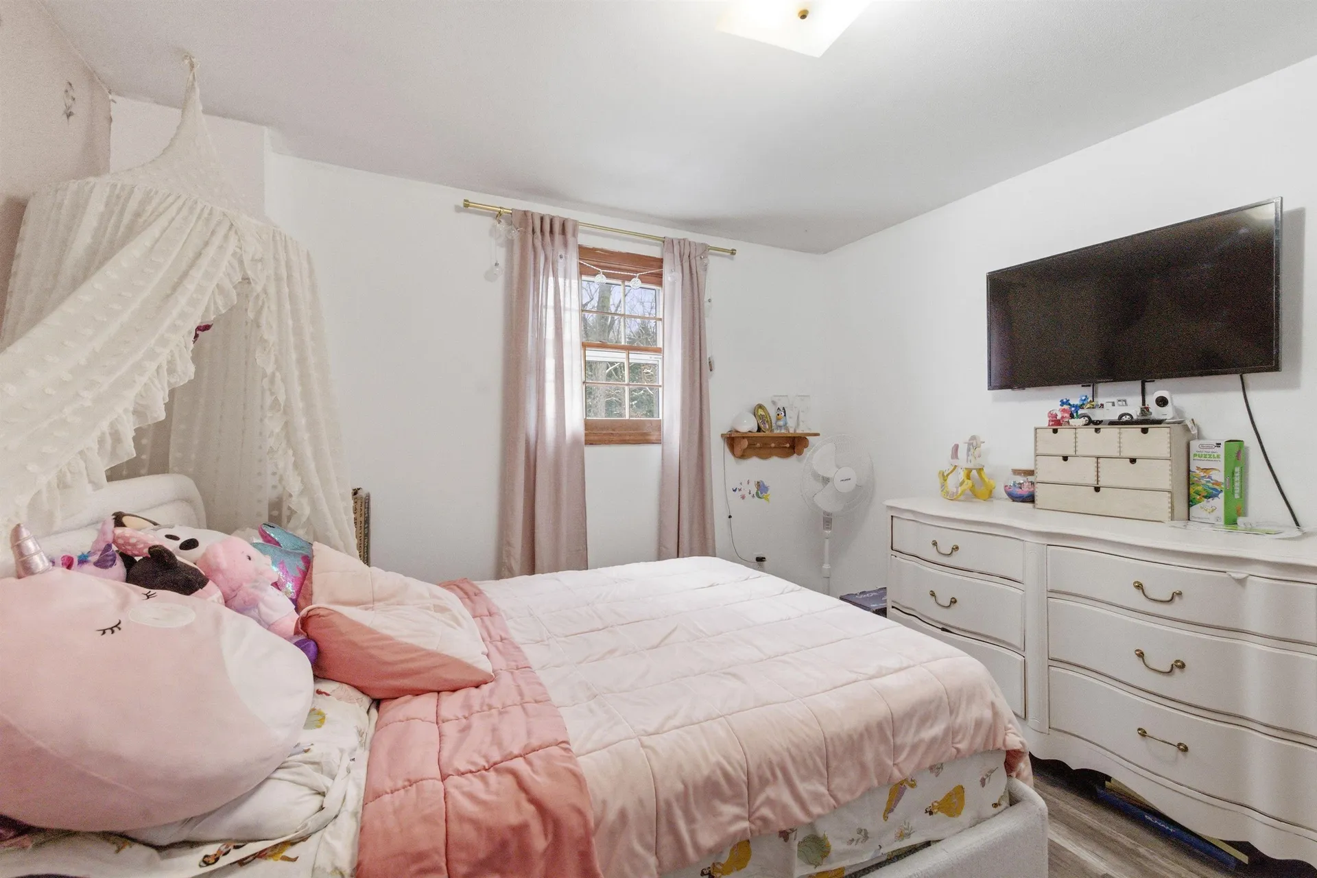 82 Scotts Drive Charlestown NH 03603