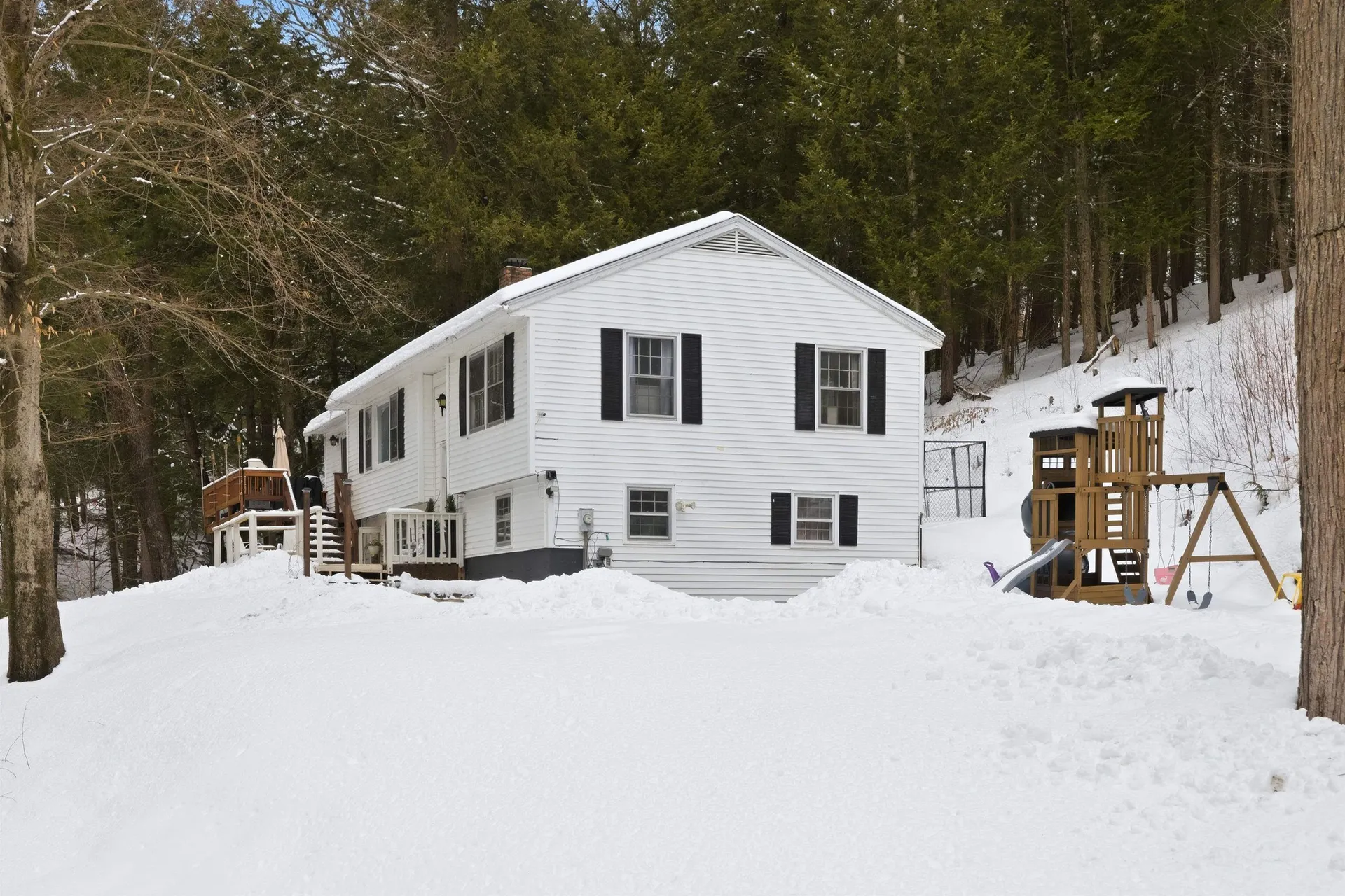 82 Scotts Drive Charlestown NH 03603