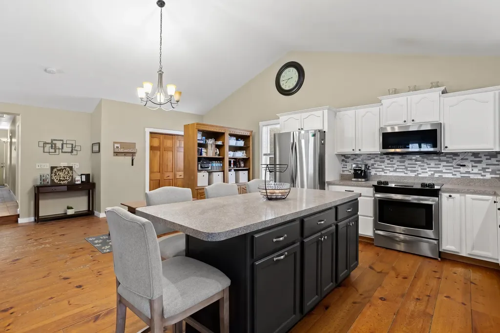 129 New Boston Road Goffstown NH 03045