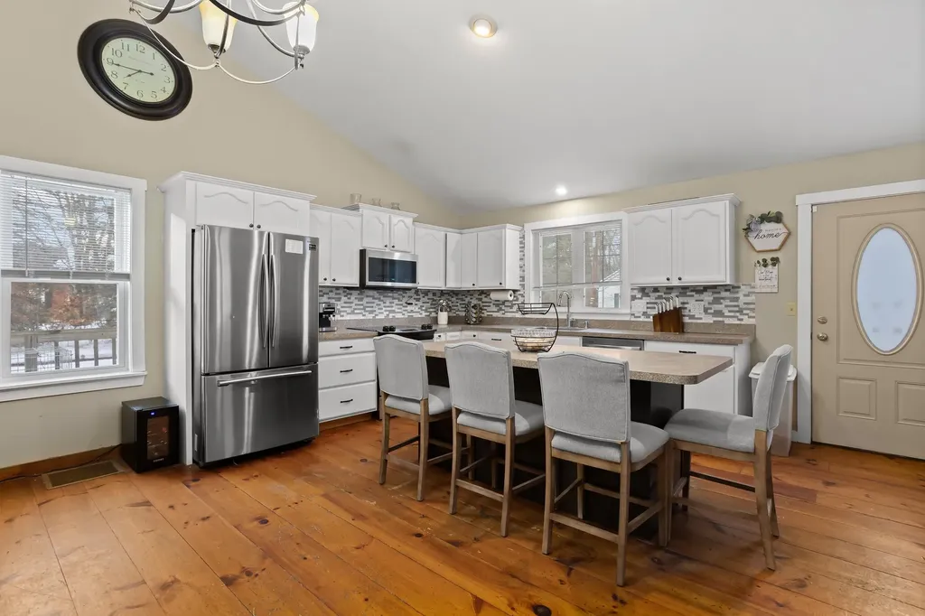 129 New Boston Road Goffstown NH 03045