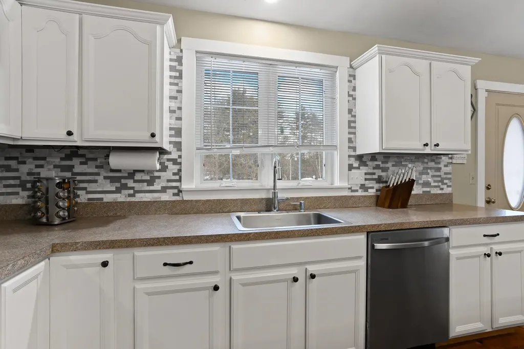 129 New Boston Road Goffstown NH 03045