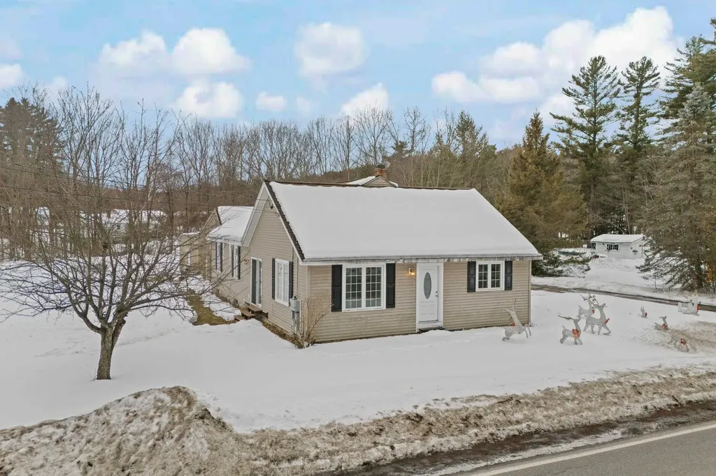 129 New Boston Road Goffstown NH 03045