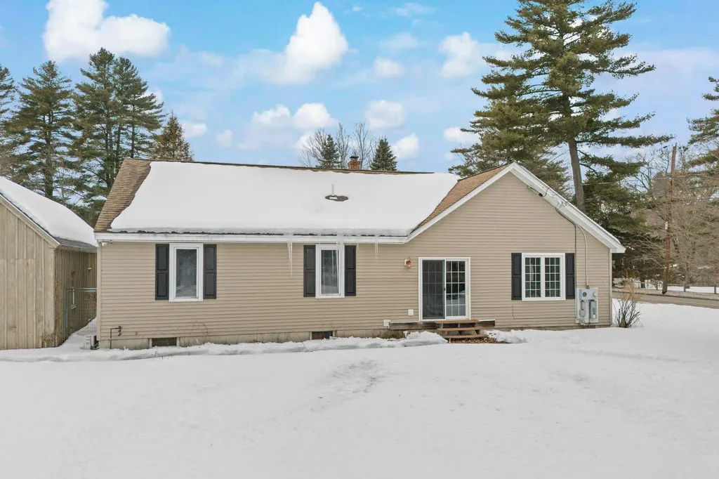 129 New Boston Road Goffstown NH 03045