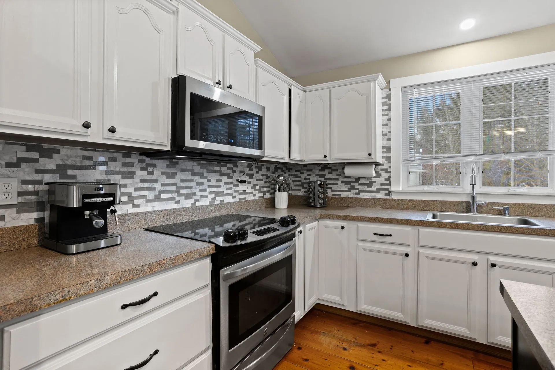 129 New Boston Road Goffstown NH 03045