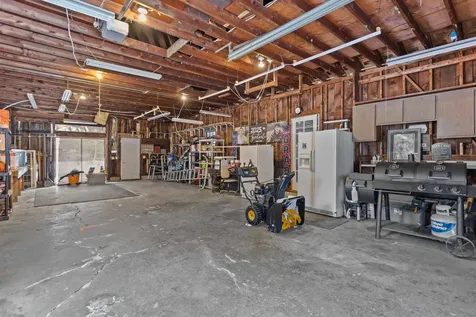 129 New Boston Road Goffstown NH 03045