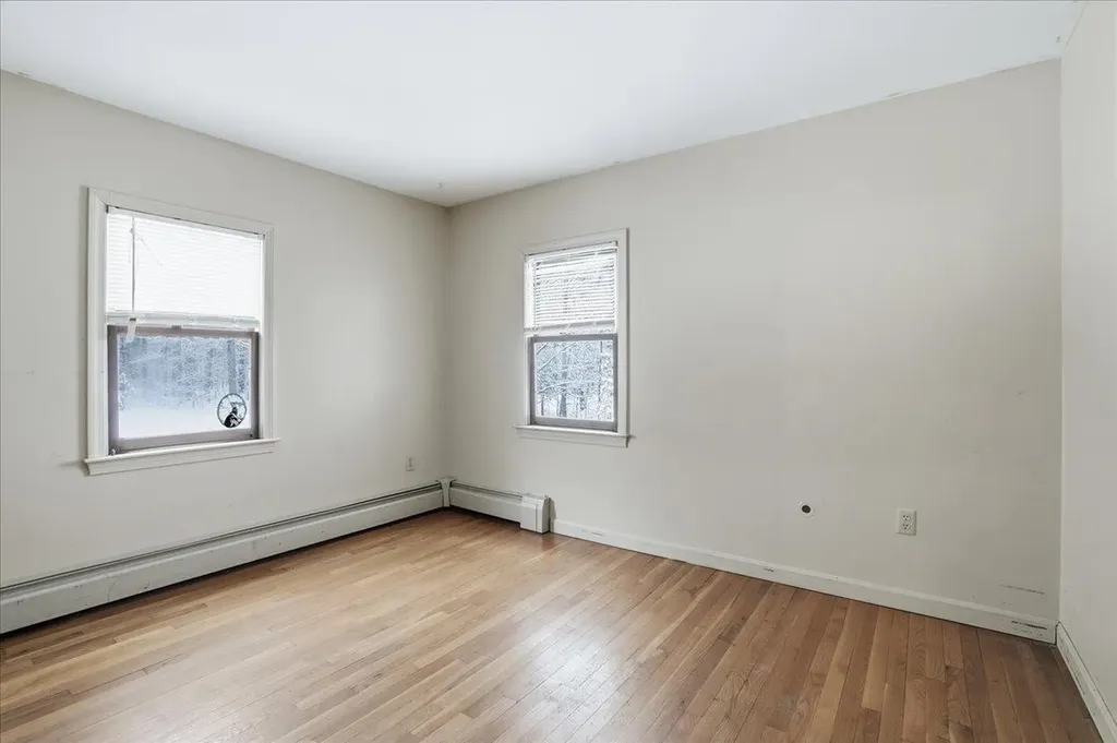 105 Rideout Road Hollis NH 03049