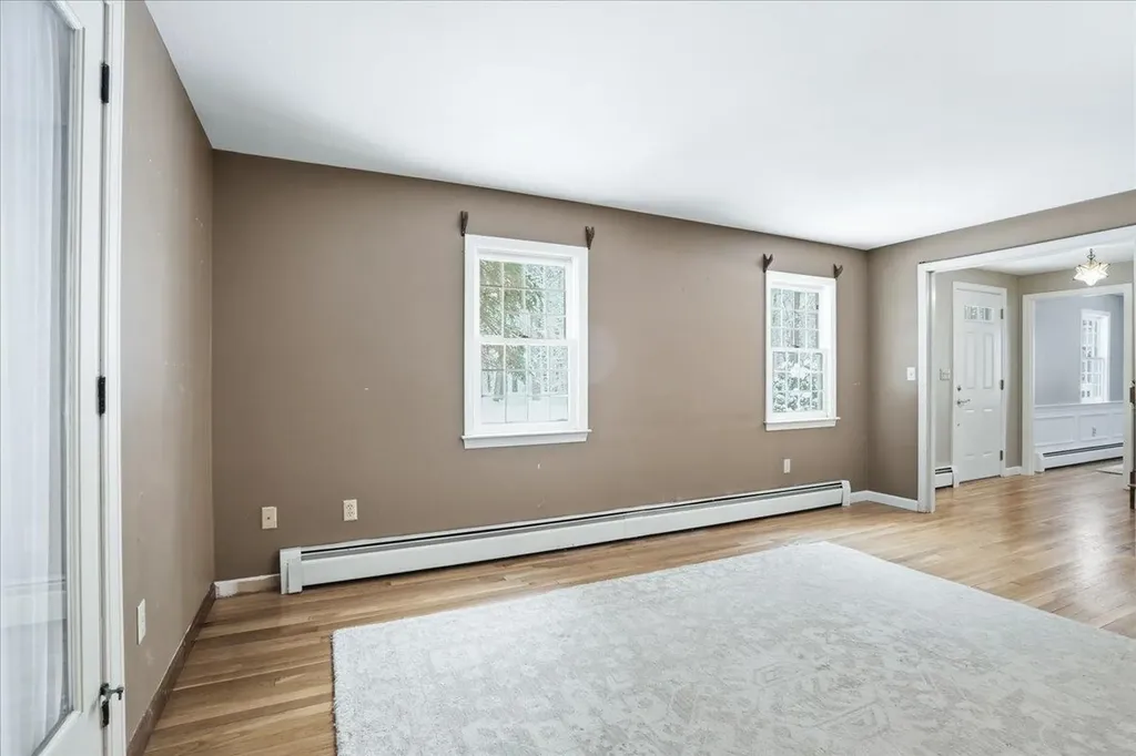 105 Rideout Road Hollis NH 03049