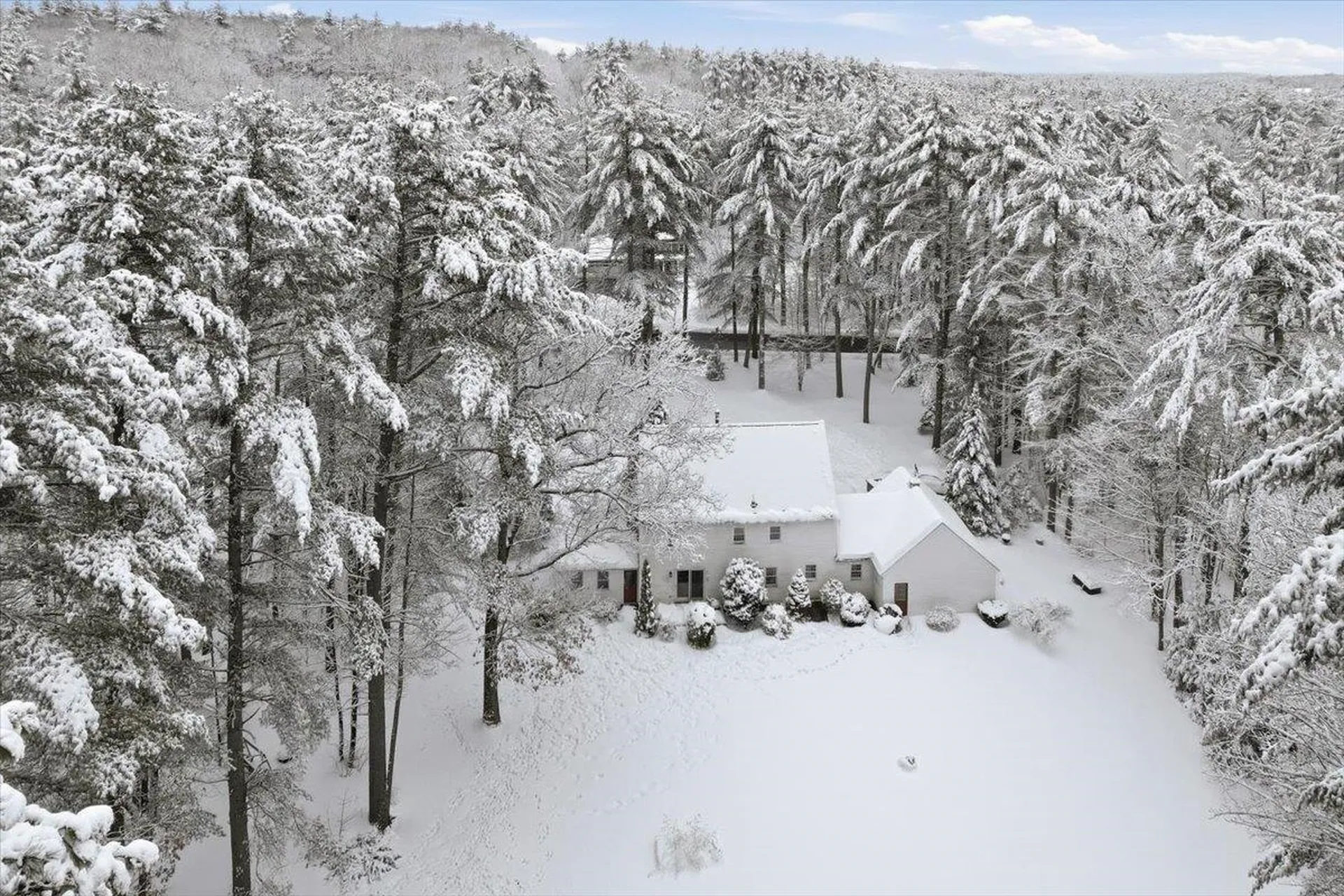 105 Rideout Road Hollis NH 03049