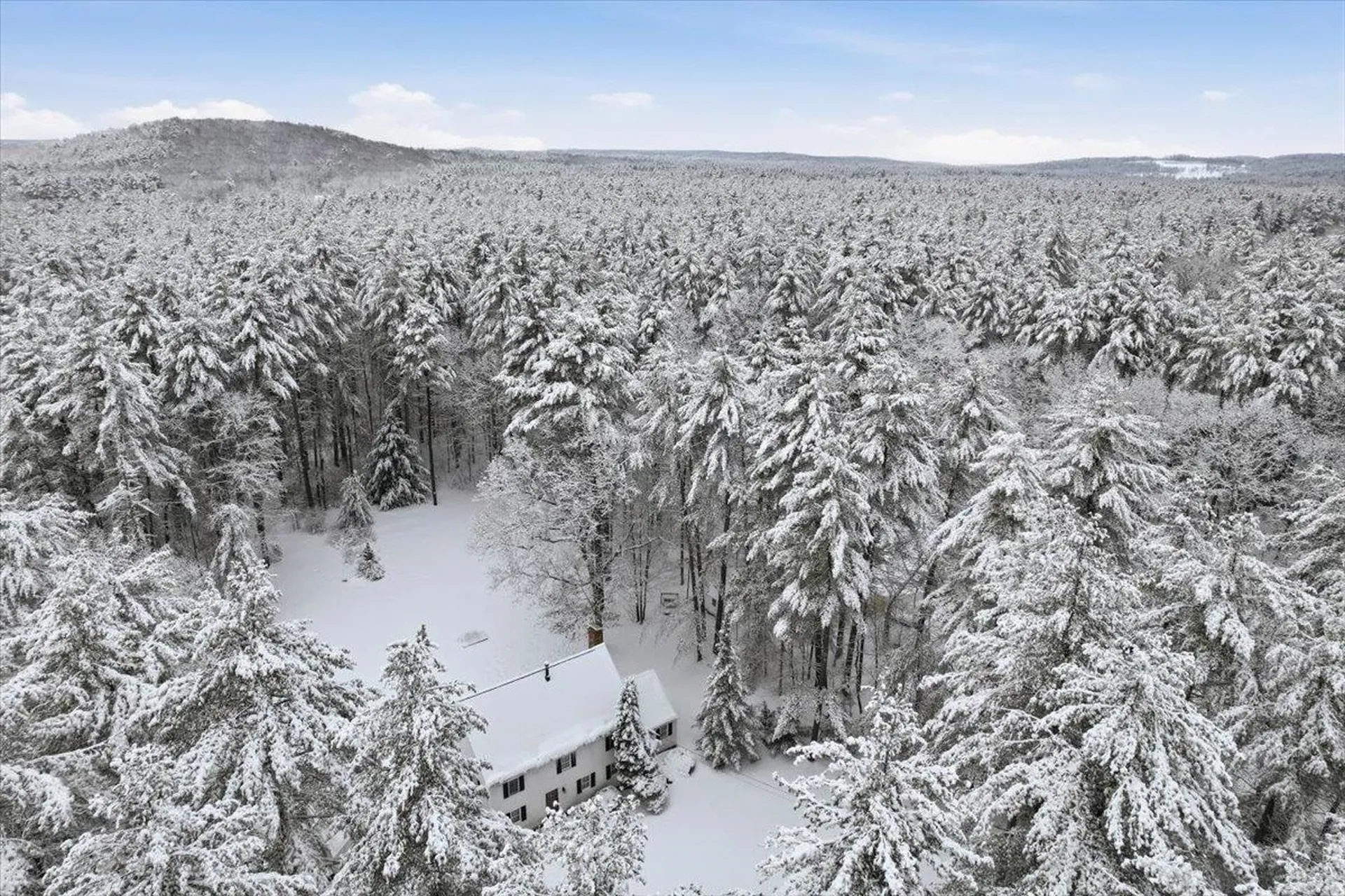 105 Rideout Road Hollis NH 03049