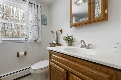 31 Pine Crest Drive Goffstown NH 03045