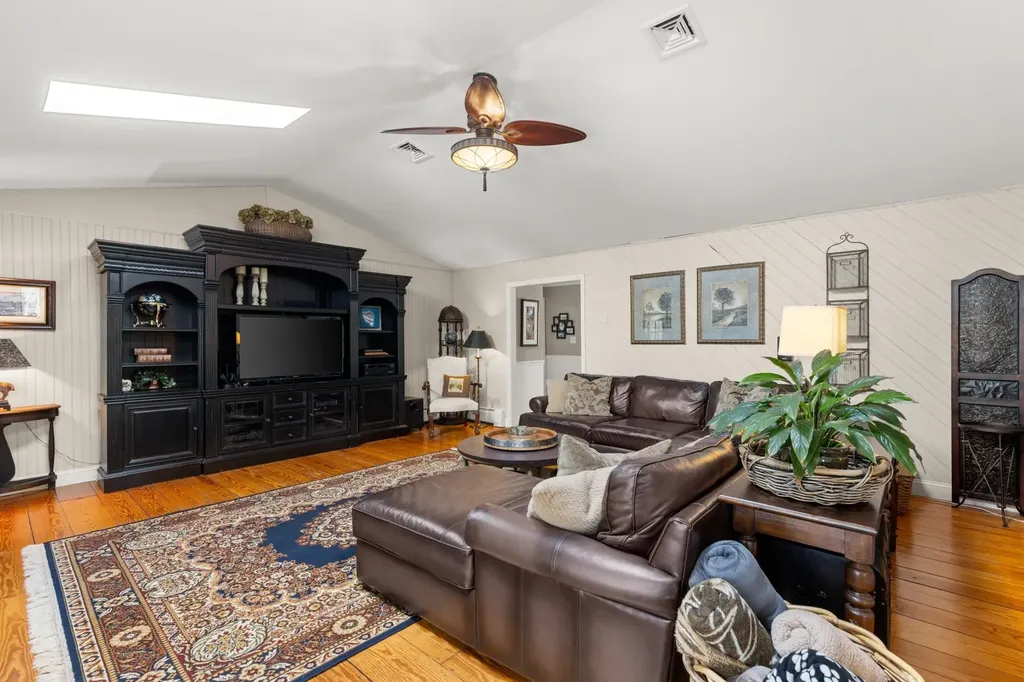 6 Isaac Lucas Circle Dover NH 03820
