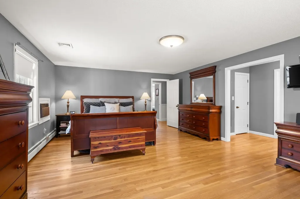6 Isaac Lucas Circle Dover NH 03820
