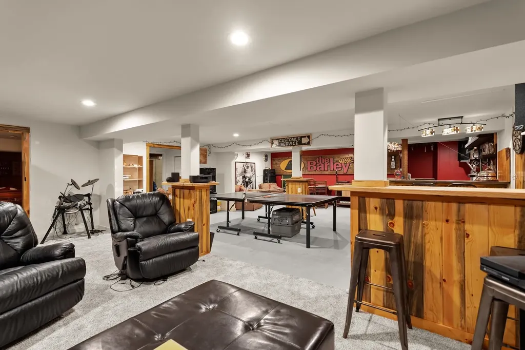 6 Isaac Lucas Circle Dover NH 03820