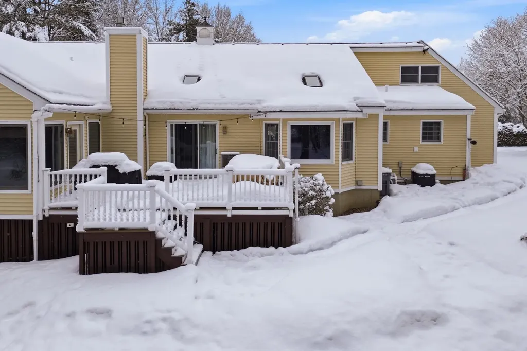 6 Isaac Lucas Circle Dover NH 03820