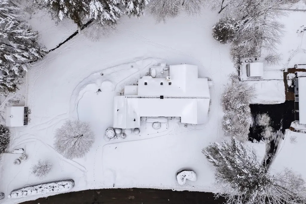 6 Isaac Lucas Circle Dover NH 03820