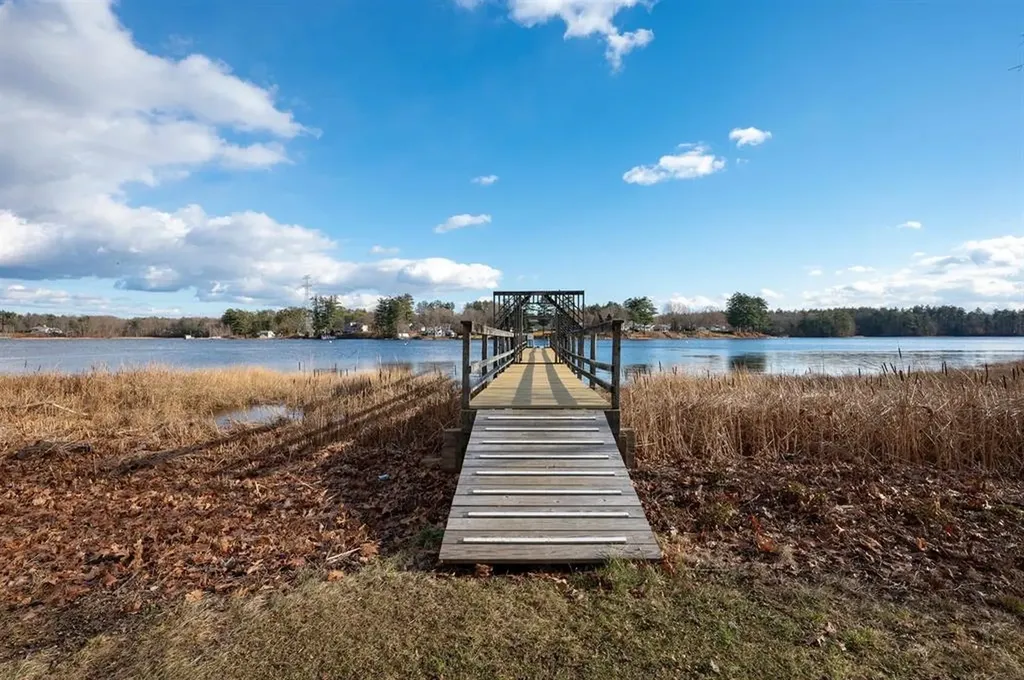 6 Isaac Lucas Circle Dover NH 03820