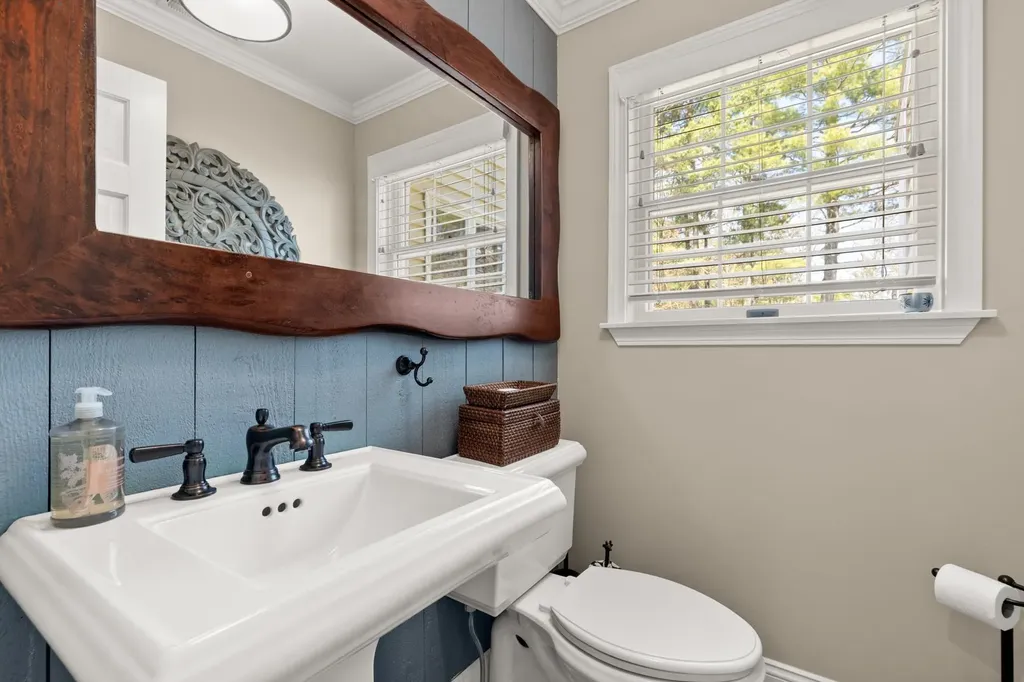 6 Isaac Lucas Circle Dover NH 03820