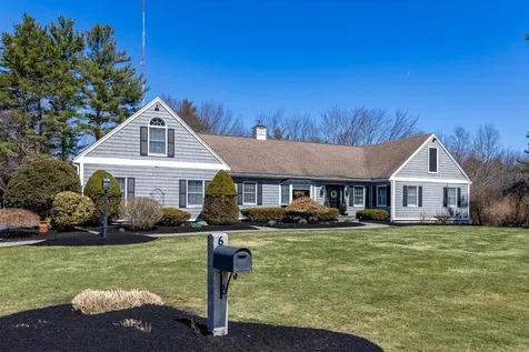 6 Isaac Lucas Circle Dover NH 03820