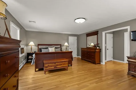 6 Isaac Lucas Circle Dover NH 03820