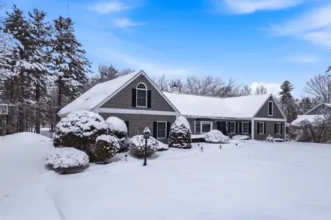 6 Isaac Lucas Circle Dover NH 03820