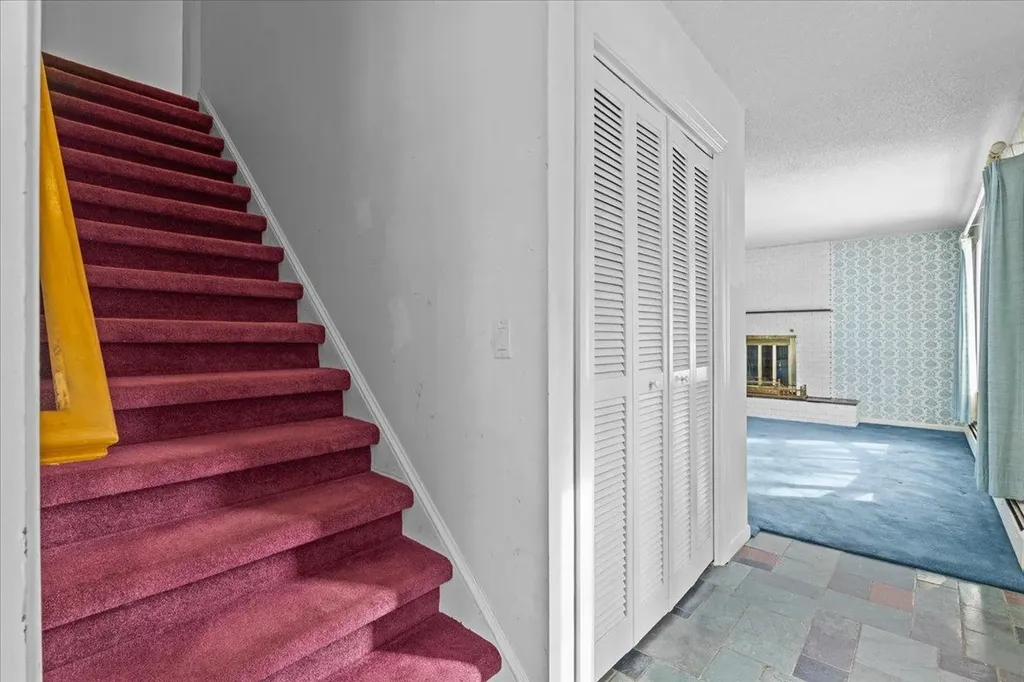 109 Juniper Ridge Shelburne VT 05445