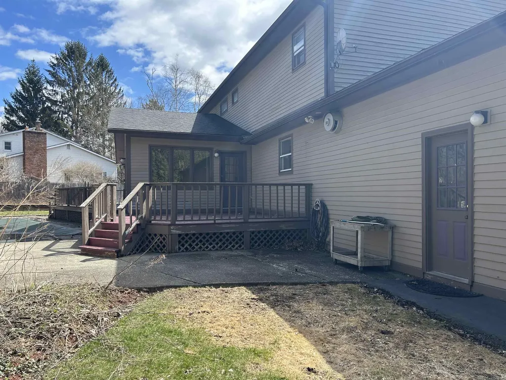 109 Juniper Ridge Shelburne VT 05445