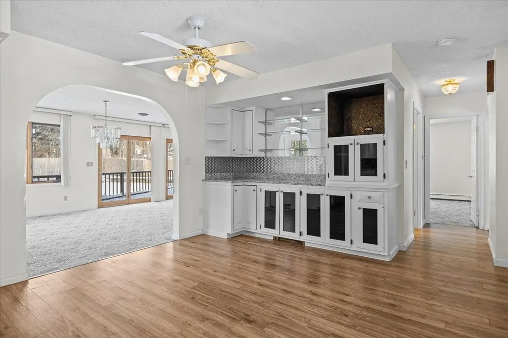 109 Juniper Ridge Shelburne VT 05445