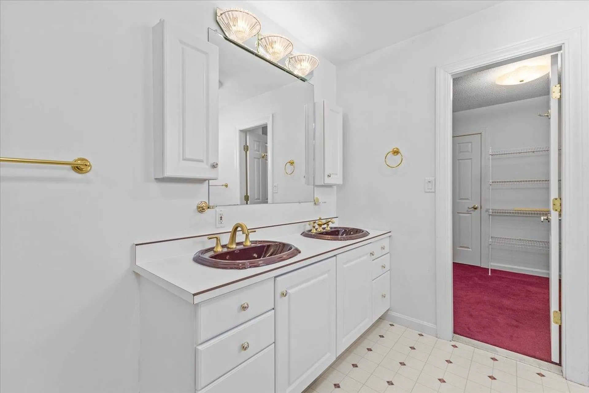 109 Juniper Ridge Shelburne VT 05445