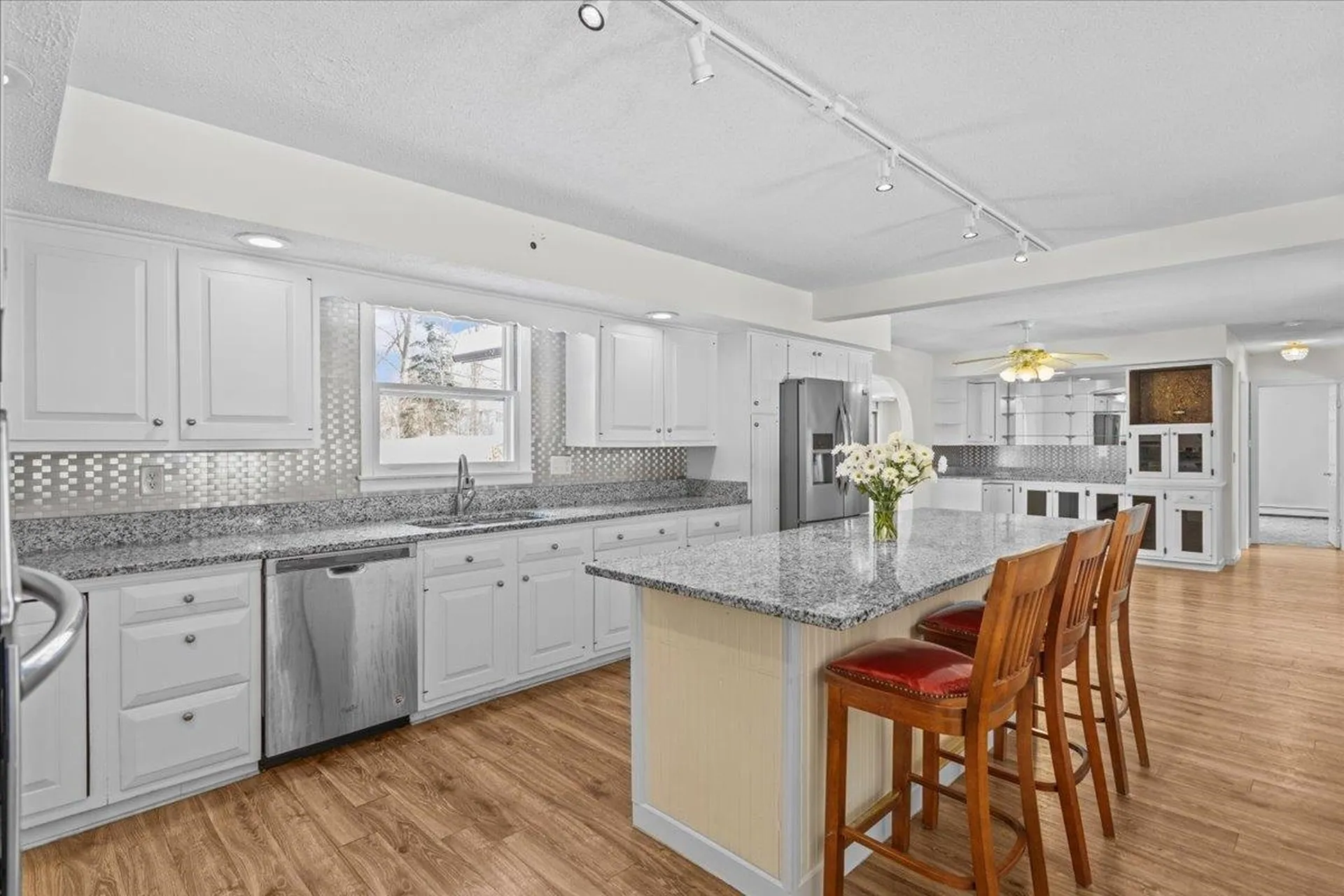 109 Juniper Ridge Shelburne VT 05445