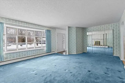 109 Juniper Ridge Shelburne VT 05445