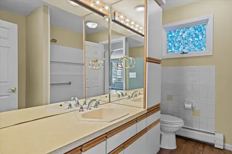 109 Juniper Ridge Shelburne VT 05445