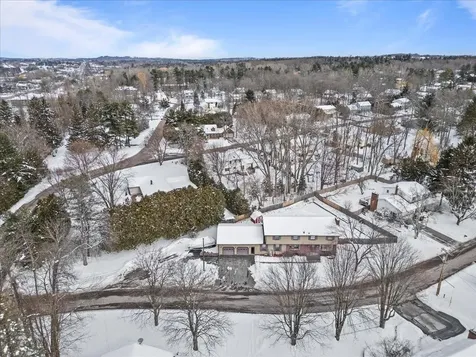 109 Juniper Ridge Shelburne VT 05445