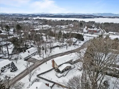 109 Juniper Ridge Shelburne VT 05445