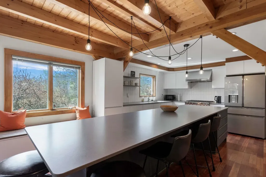 263 Long Sands Road York ME 03909-1266