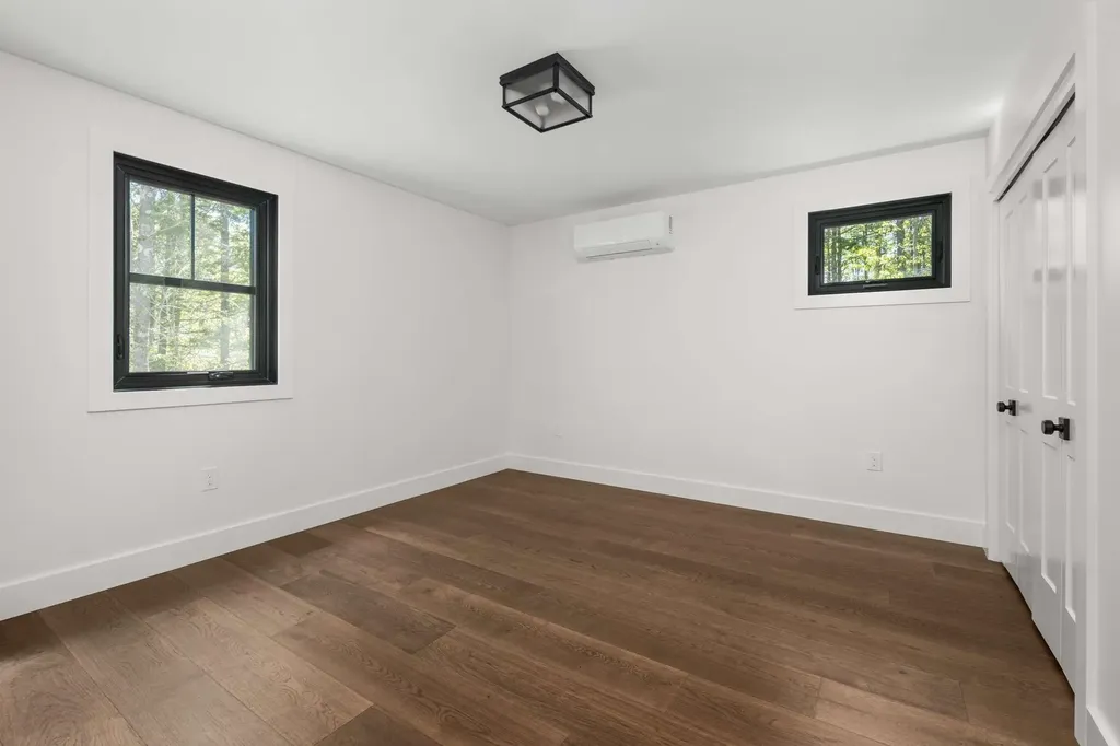 141 Logging Road York ME 03902