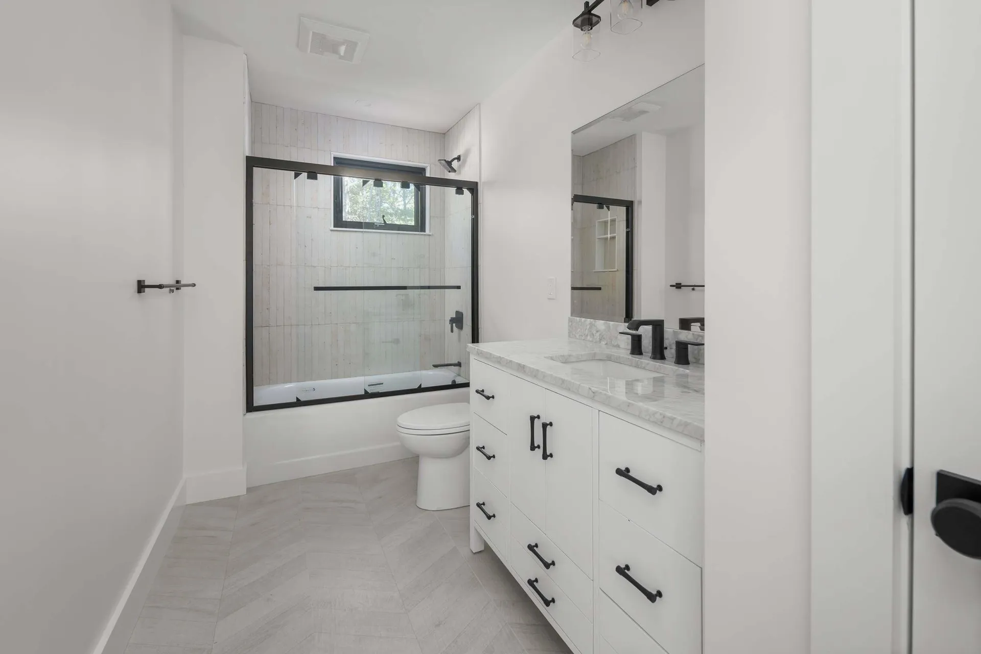 141 Logging Road York ME 03902