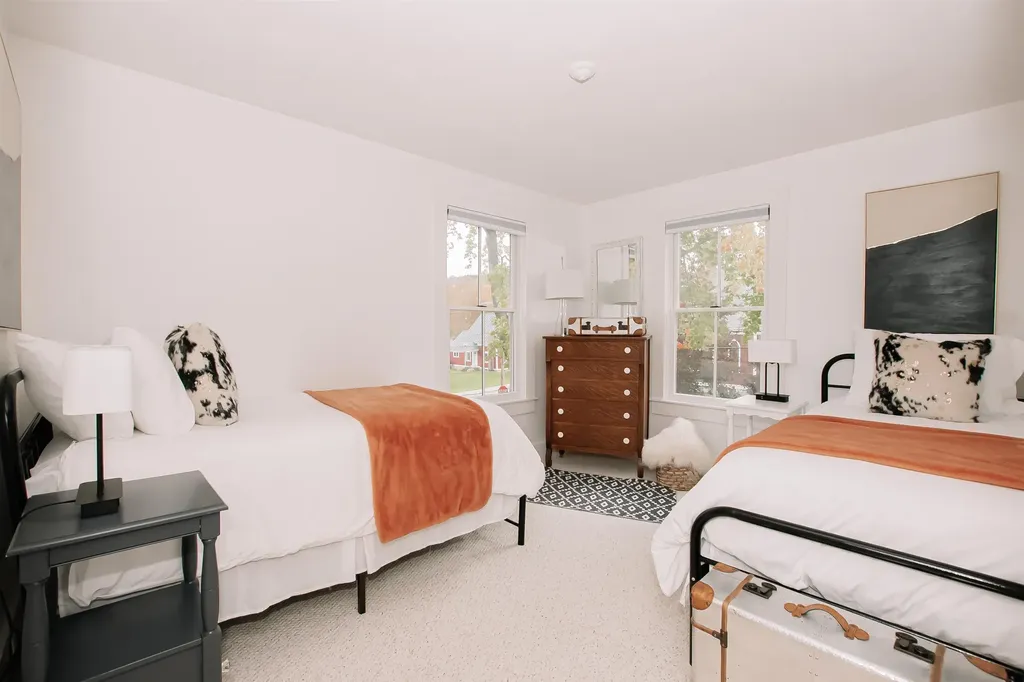 51 High Street Ludlow VT 05149