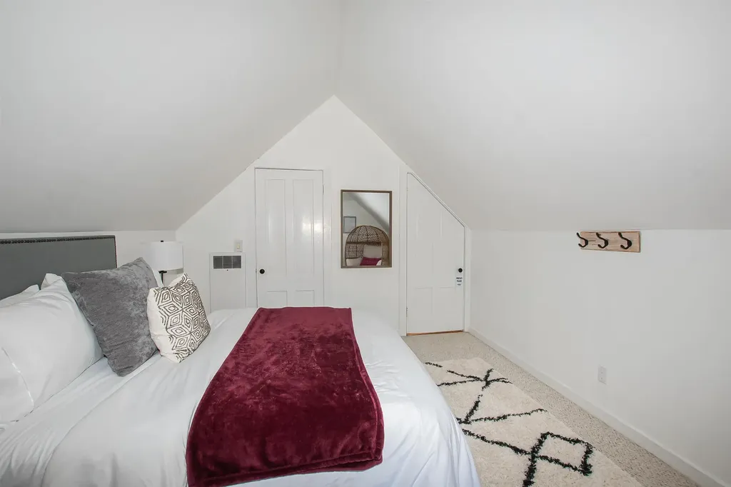 51 High Street Ludlow VT 05149