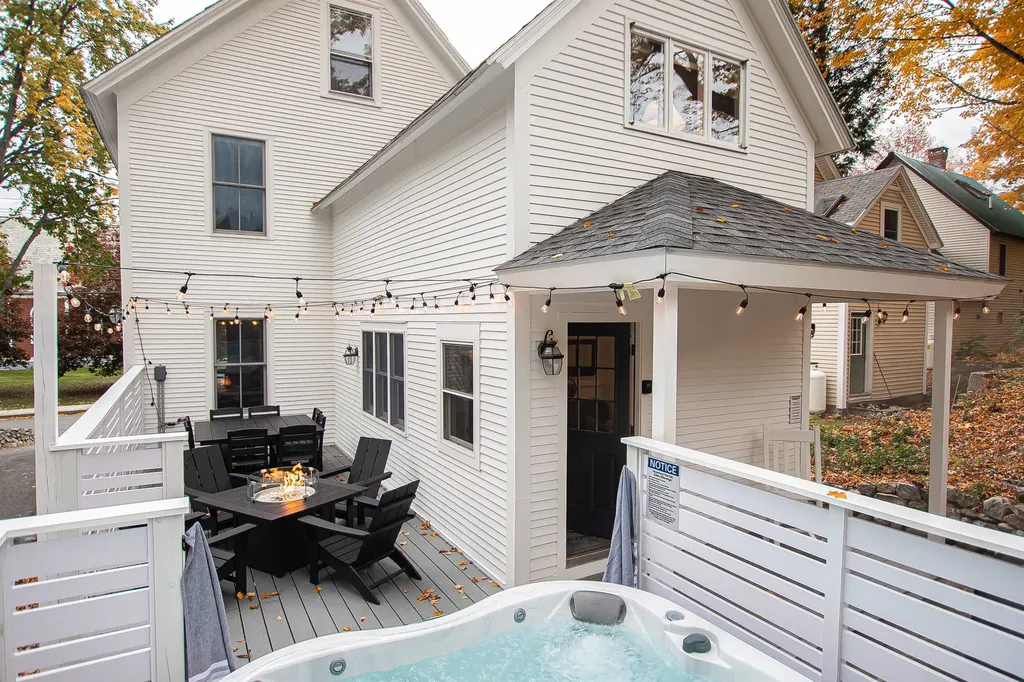 51 High Street Ludlow VT 05149