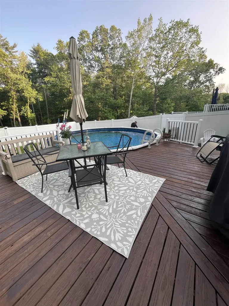 11 Pingree Hill Road Derry NH 03038