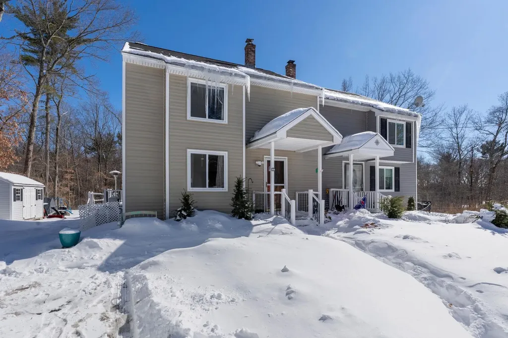 11 Pingree Hill Road Derry NH 03038