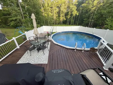 11 Pingree Hill Road Derry NH 03038