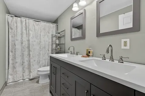 11 Pingree Hill Road Derry NH 03038