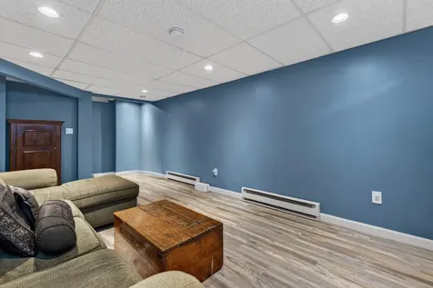 11 Pingree Hill Road Derry NH 03038