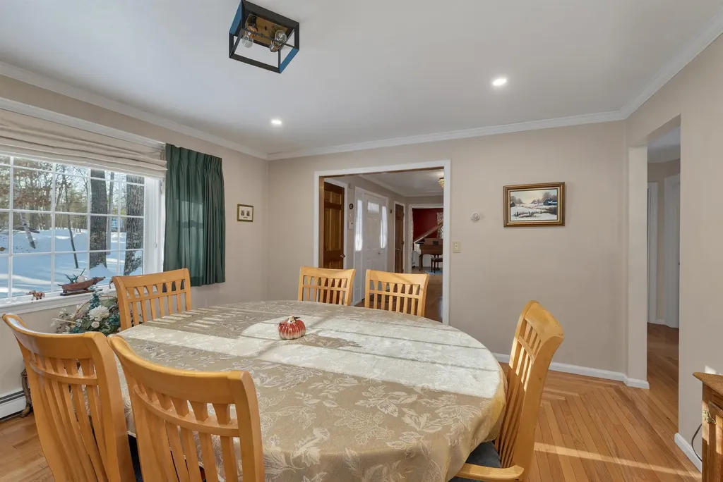 22 Nancy Court Alton NH 03809