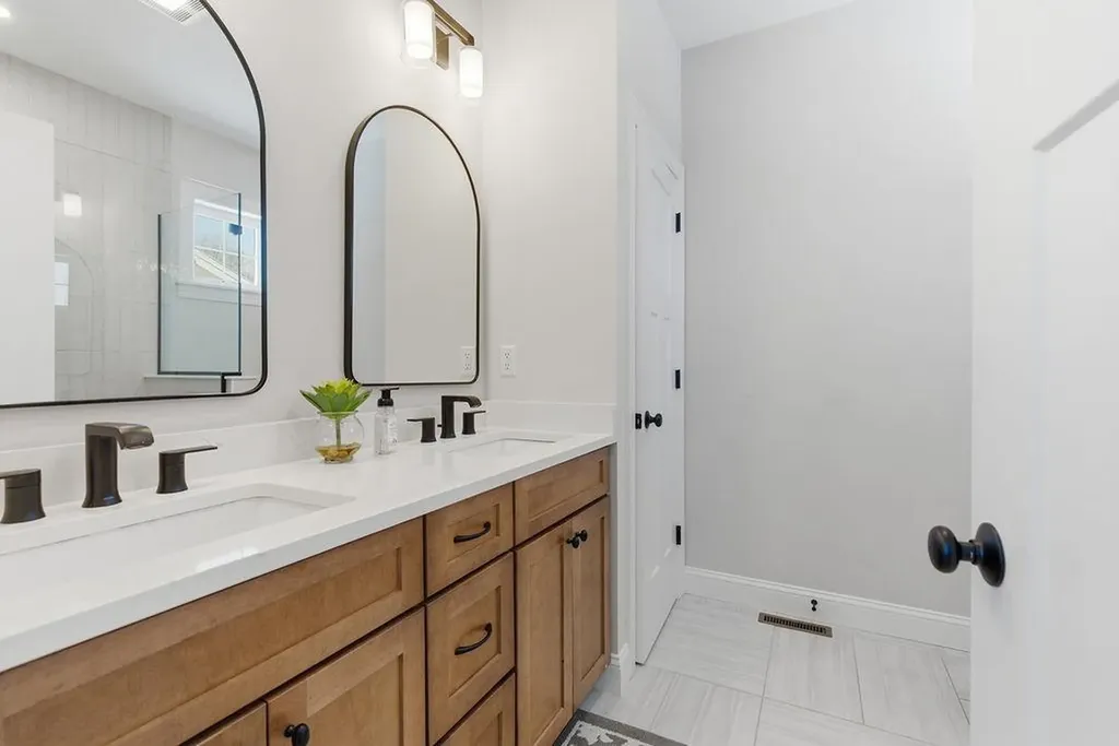 17 Sage Drive Hampton NH 03842