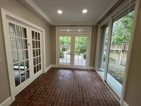 81 Front Street Exeter NH 03833