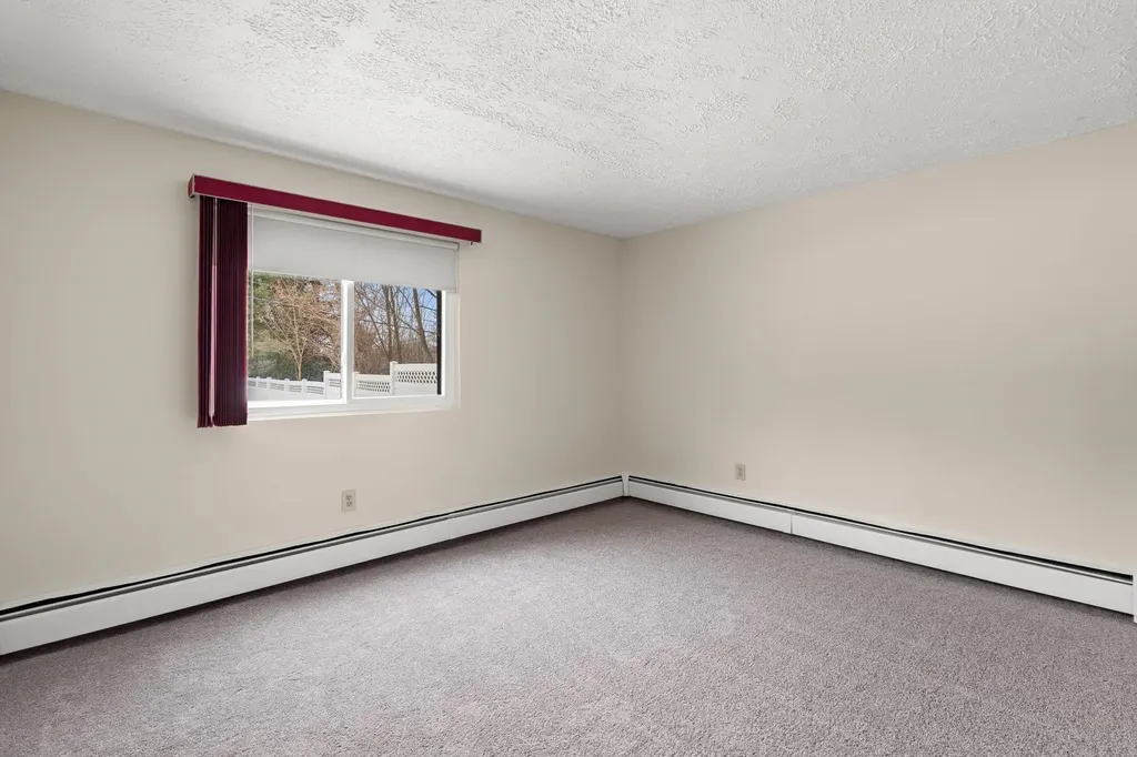 555 Calef Road Manchester NH 03103